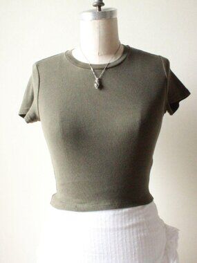 aritzia tna homestretch olive green ribbed fitted baby tee top xs